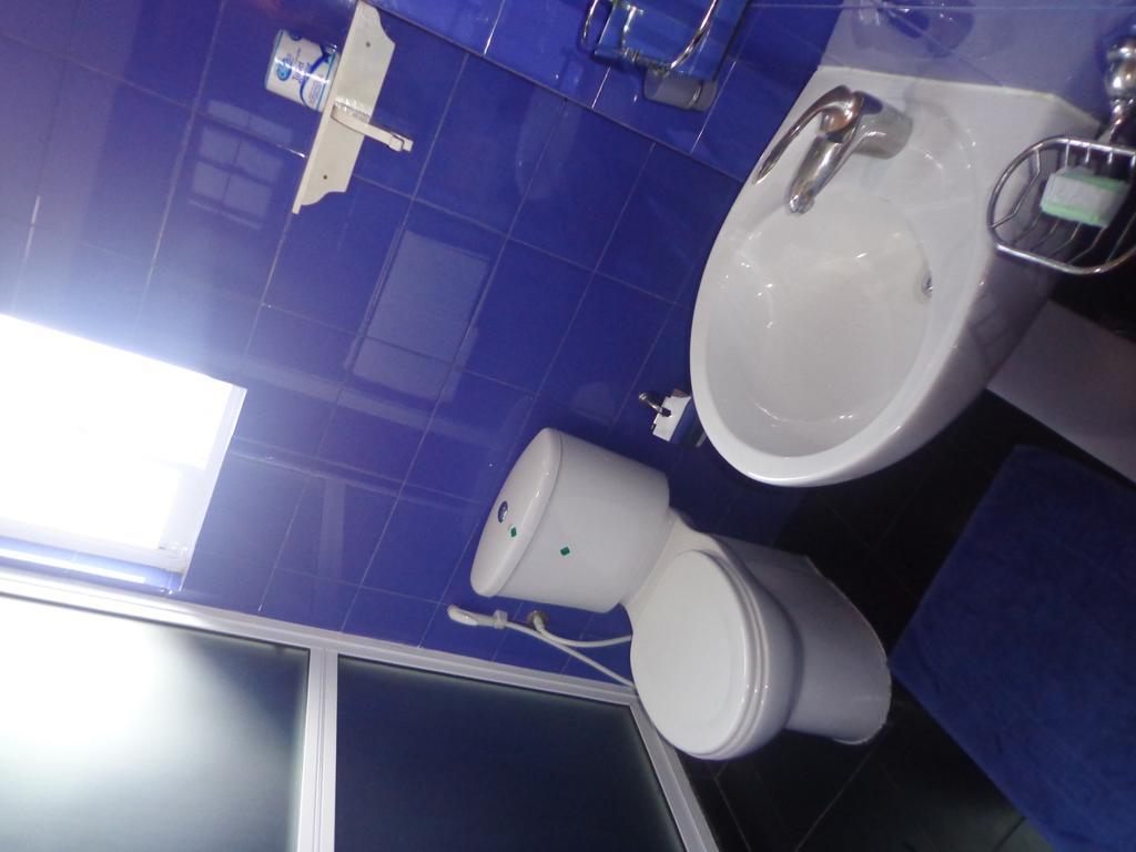 Blue Elephant Tourist Guesthouse Kudapaduwa Εξωτερικό φωτογραφία