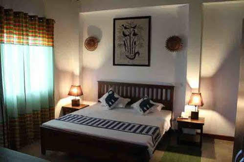 Blue Elephant Tourist Guesthouse Kudapaduwa Εξωτερικό φωτογραφία